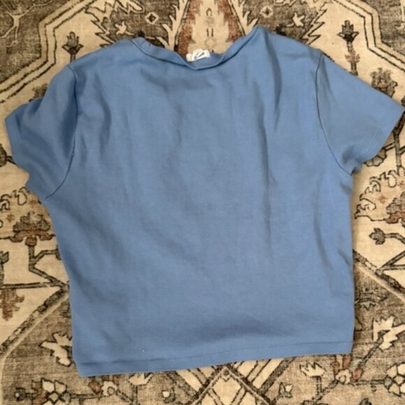 Dump Him Crop Graphic Tee - Picture 4 of 4